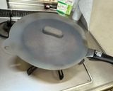 A picture of step 2 of Seafood Pan Rice.