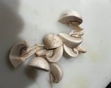 Foto del paso 2 de la receta: Conejo en salsa de champiñones
