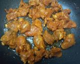 A picture of step 2 of Chicken shahi korma.