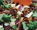 A picture of step 3 of Nan's Broccoli Salad.