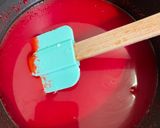 Une image de l'étape 23 de Gâteau-miroir en forme de cœur 3D, fourré à la fraise et à la mousse à la vanille.