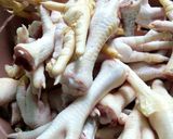 Foto langkah ke 1 dari resep Ceker Baso Setan.