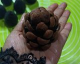Foto langkah ke 9 dari resep Pine Cone Pumpkin Brownies.