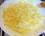 Foto del paso 6 de la receta: Dorada al horno con langostinos macerados y patatas guisadas