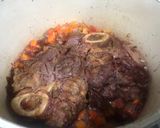 Foto del paso 3 de la receta: Osobuco al vino tinto🍷