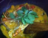 A picture of step 7 of Pumpkin Curry With Prawns.