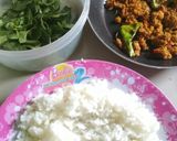 Foto langkah ke 3 dari resep Nasi Bakar Tongkol Suwir.