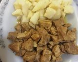 Foto del paso 5 de la receta: Cubos de cerdo especiados con papas, acelga y porotos colorados