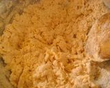 A picture of step 5 of Persimmon Poundcake.