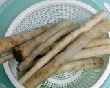 A picture of step 4 of Pounded Burdock Root (Marinated in Sesame Seed Vinegar).