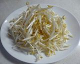 A picture of step 1 of Bean Sprouts & Pork Belly with Ponzu in the Microwave.