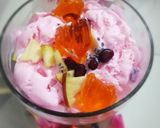 A picture of step 8 of Jelly and Fruit Ice-cream.
