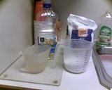 A picture of step 1 of Crockpot Roux.