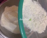 Foto langkah ke 2 dari resep Strawberry Eggwhite Cake/ Bolu Putih Telur Strawberry 🍓.