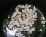 A picture of step 3 of Chicken a La Queen.