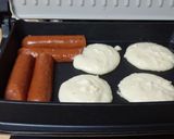 A picture of step 4 of Fried Beef Sausage with Potato Pancakes.