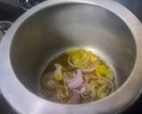 A picture of step 1 of Soya chunks mini rice.
