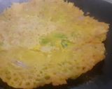 A picture of step 8 of Besan chilla.