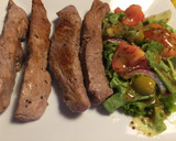 Foto del paso 4 de la receta: Bichillo de cerdo y ensalada con salsa de miel y mostaza