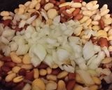 A picture of step 2 of Taisen's 5 bean chili.