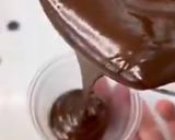 Foto del paso 1 de la receta: Helado de vainilla, relleno de arequipe y cubierto con chocolate