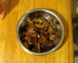 A picture of step 5 of taisen's beef stroganoff.