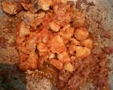 A picture of step 3 of Achari Chicken Bindi.