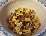 A picture of step 4 of Heathers Amazin' Blazin' Trail Mix.