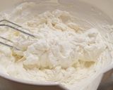 Pavlova torta recept fázis 3 fotója
