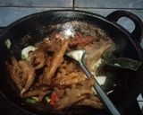 Foto langkah ke 5 dari resep Ceker Tanpa Tulang Kecap Bumbu Opor.