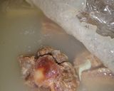 A picture of step 8 of Korean Soup That's Good for Your Skin: Oxtail Gomtang Gukbap.