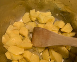Foto del paso 2 de la receta: Guiso de patata con salchicha blanca