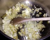 A picture of step 2 of Mussels in White Wine Sauce.