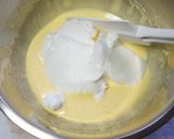 A picture of step 4 of Fluffy Swiss Rolls.