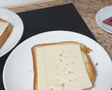 Foto del paso 2 de la receta: Tostada con ahumados rumanos