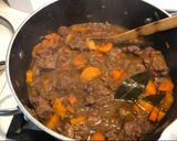 Foto del paso 8 de la receta: Carne guisada con zanahorias