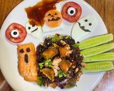 รูปขั้นตอนการทำที่ 4 ของ ข้าวขยำปลาแซลมอนฮาโลวีน🎃