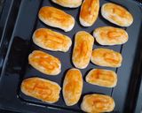 Foto langkah ke 6 dari resep Roti Mini Isi Keju.