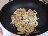 省錢又省時的便當菜-榨菜炒綜合野菇
