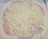 Foto del paso 1 de la receta: Hojaldre de jamón York y queso