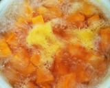 Gambar langkah 1 resipi Kuih Keria.