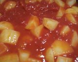 A picture of step 2 of Baccalà alla livornese.