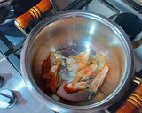 Foto del paso 8 de la receta: Cazuela alexis Urrutia de chipirones rellenos y langostinos