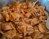 Foto langkah ke 4 dari resep *Ayam saos Barbeque*.