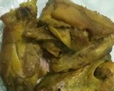 Foto langkah ke 4 dari resep Ayam Goreng Kuning.