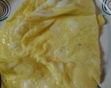 A picture of step 6 of Reverse fried egg salad.