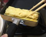 Foto langkah ke 8 dari resep Dashimaki Tamago (Japanese).