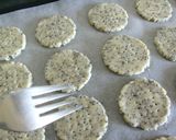 A picture of step 8 of Milk Tea Biscuits.