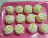 A picture of step 4 of Sushi Balls with Cured Ham & Corn.