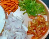 A picture of step 1 of Vermicelli upma.